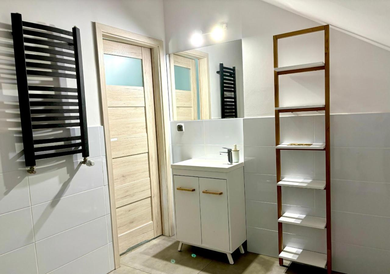 Vila Folwark Matecznik Sedzinko Exteriér fotografie